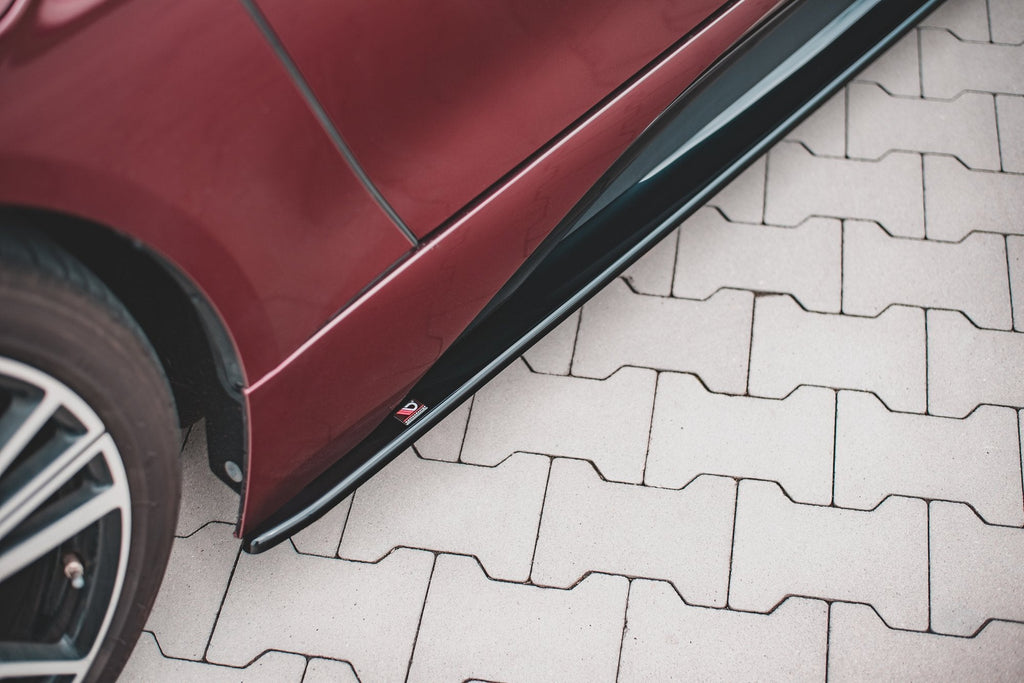Maxton Design Difusores de taloneras laterales para BMW i8 - imagen 4