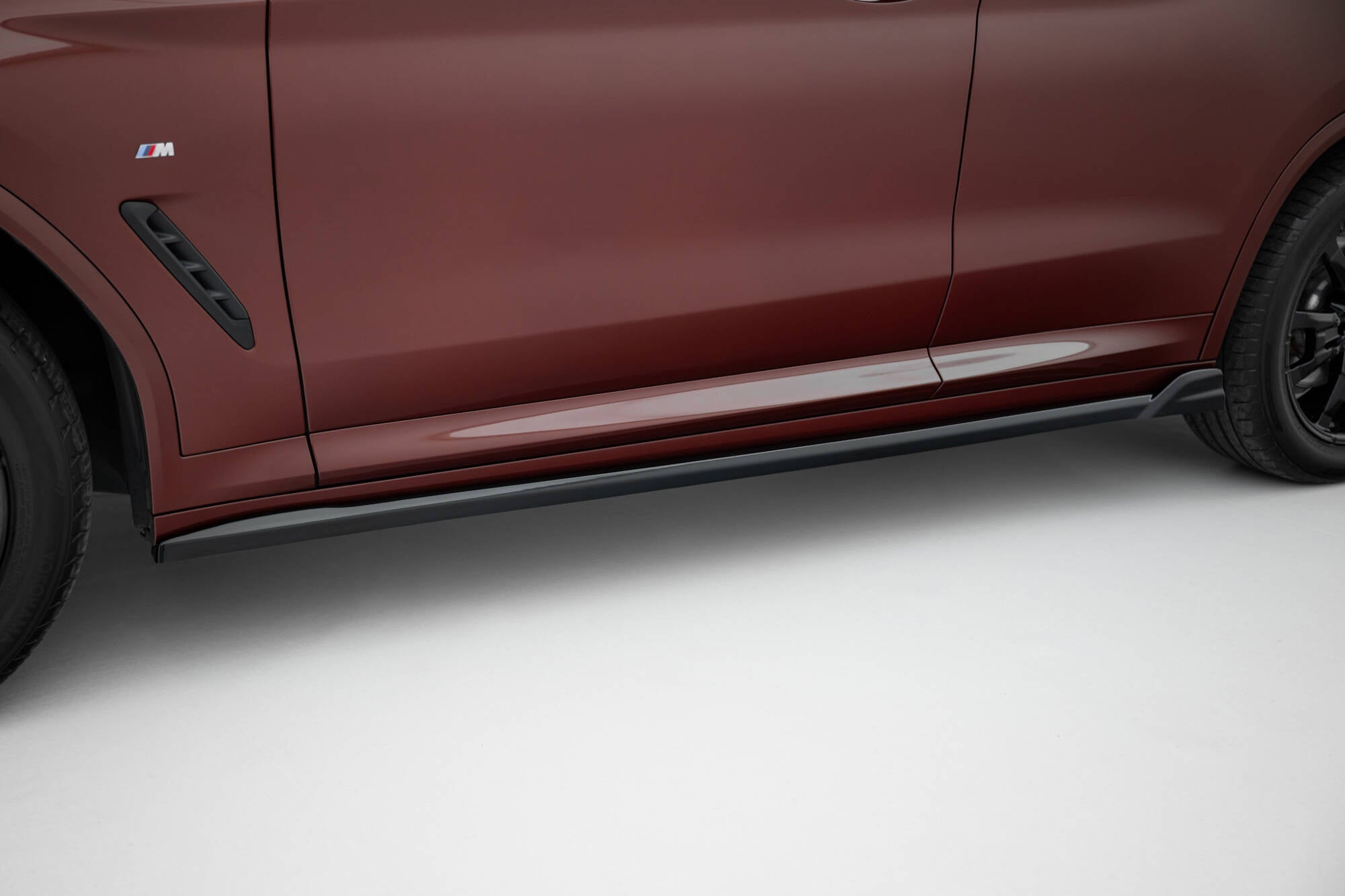 Maxton Design Difusores de taloneras laterales para BMW iX3 M-Pack G08 Facelift - imagen 1
