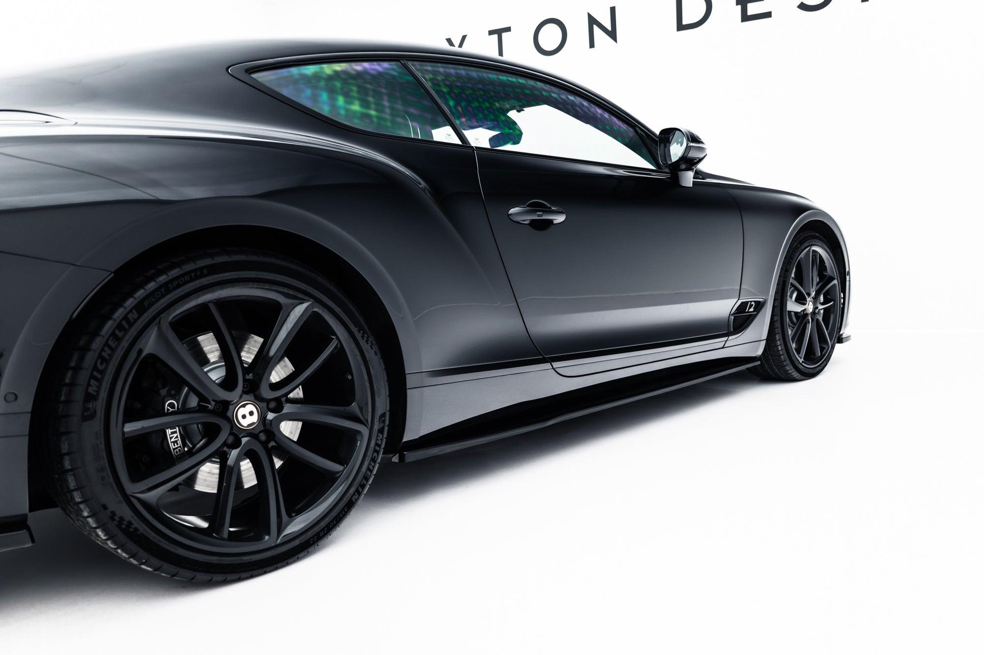Maxton Design Difusores de taloneras laterales para Bentley Continental GT Coupe Mk3 - imagen 1