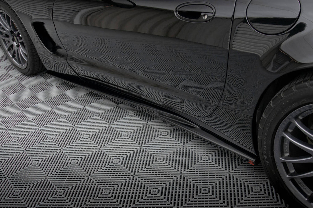 Maxton Design Difusores de taloneras laterales para Chevrolet Corvette C5 - imagen 1