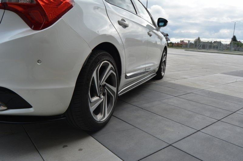 Maxton Design Difusores de taloneras laterales para Citroen DS5 - imagen 4