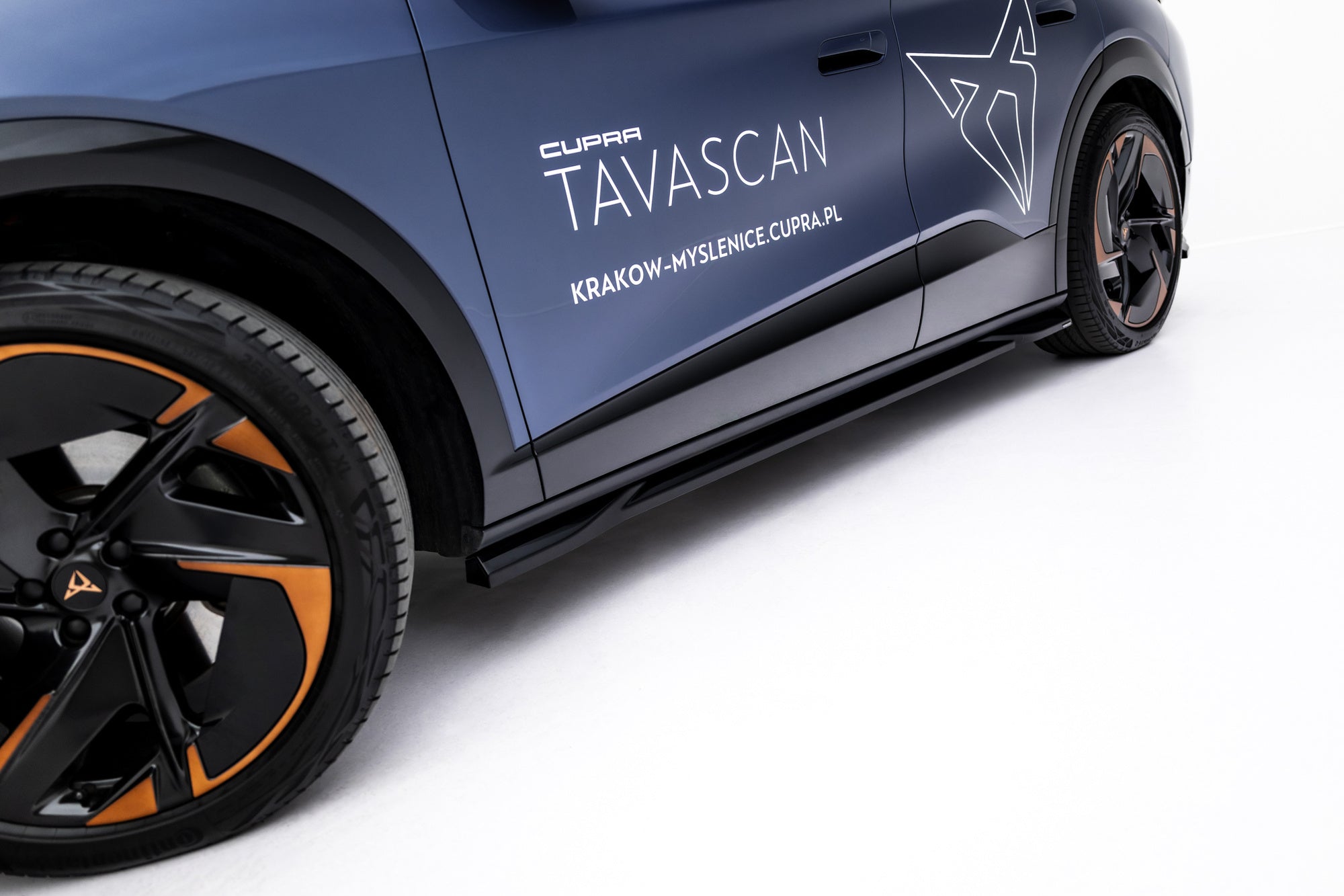 Maxton Design Difusores de taloneras laterales para Cupra Tavascan Mk1 - imagen 2