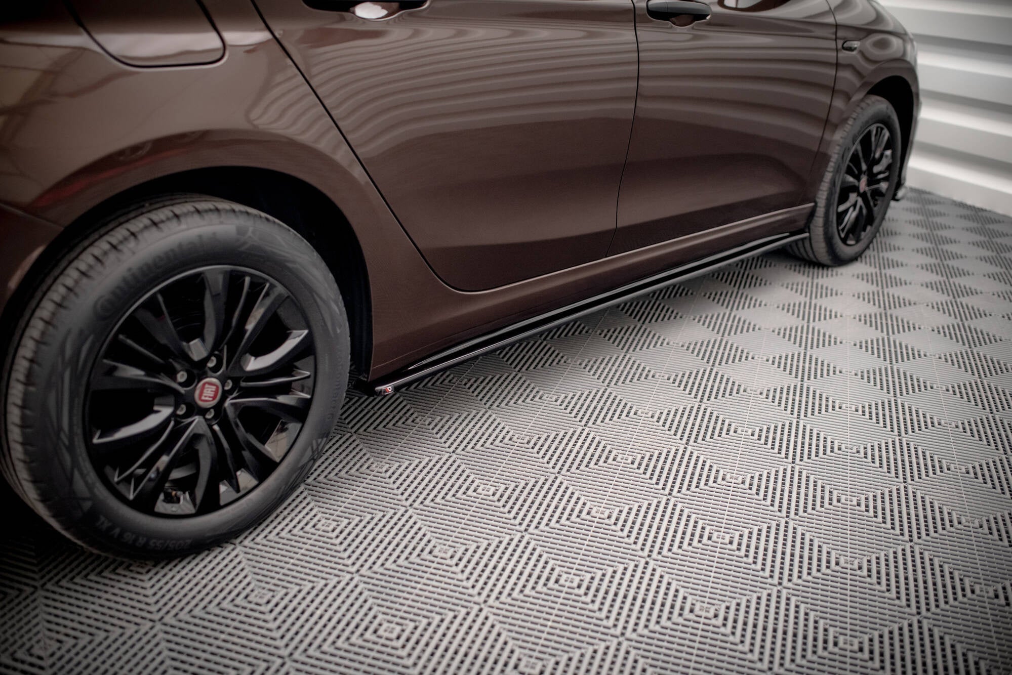 Maxton Design Difusores de taloneras laterales para Fiat Tipo S-Design - imagen 3