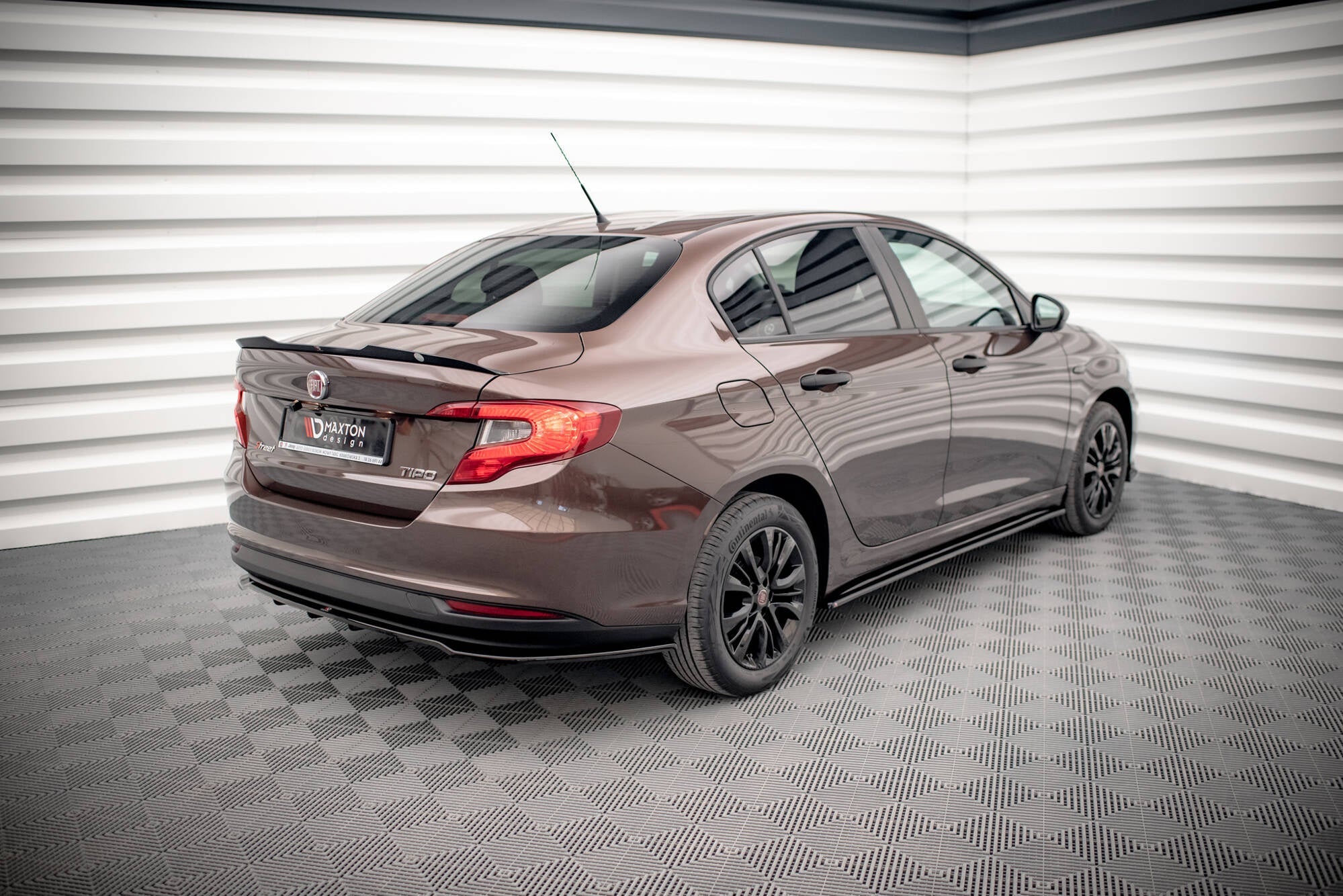 Maxton Design Difusores de taloneras laterales para Fiat Tipo S-Design - imagen 5