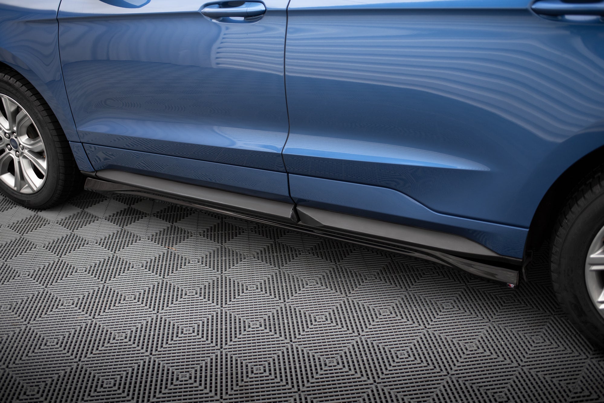 Maxton Design Difusores de taloneras laterales para Ford Edge ST Mk2 Facelift - imagen 2