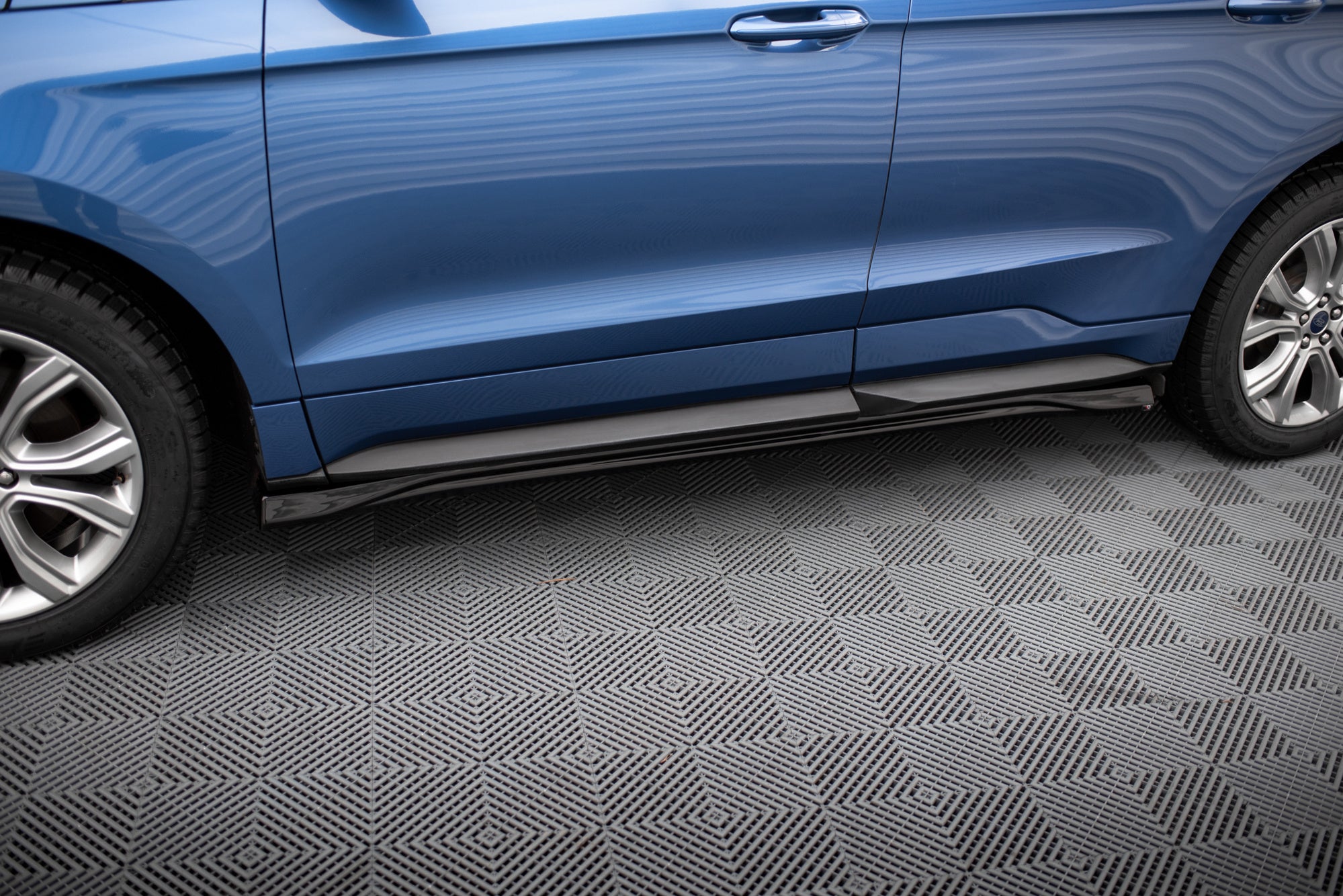 Maxton Design Difusores de taloneras laterales para Ford Edge ST Mk2 Facelift - imagen 1