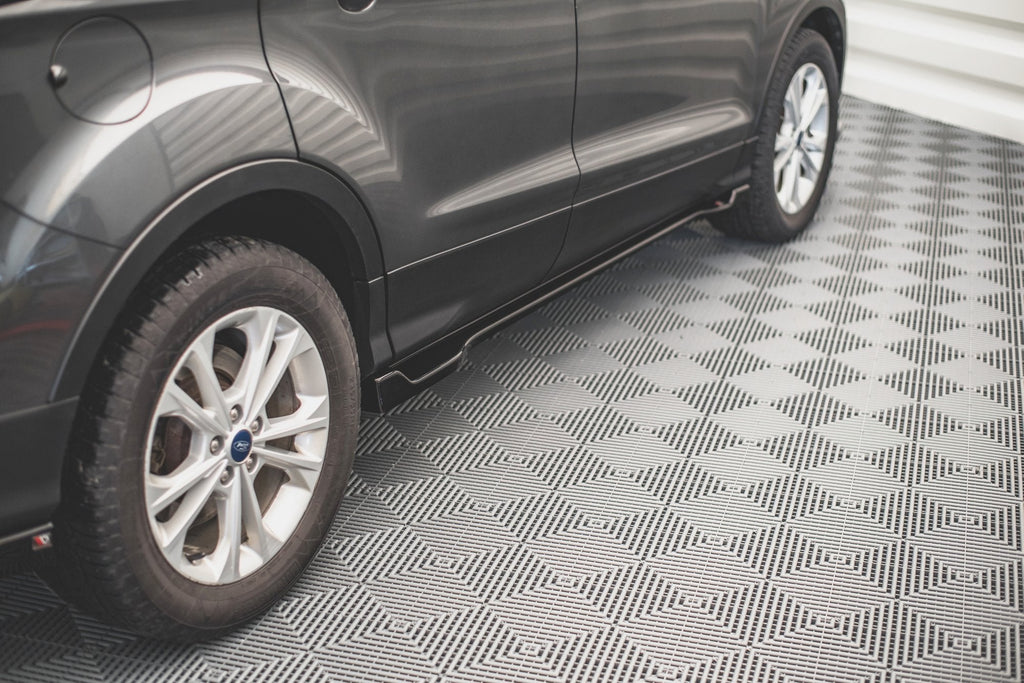 Maxton Design Difusores de taloneras laterales para Ford Escape Mk3 - imagen 1