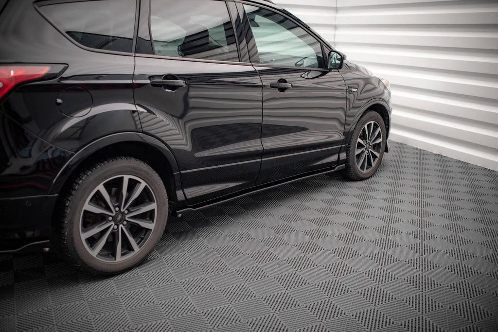 Maxton Design Difusores de taloneras laterales para Ford Escape ST-Line Mk3 - imagen 3