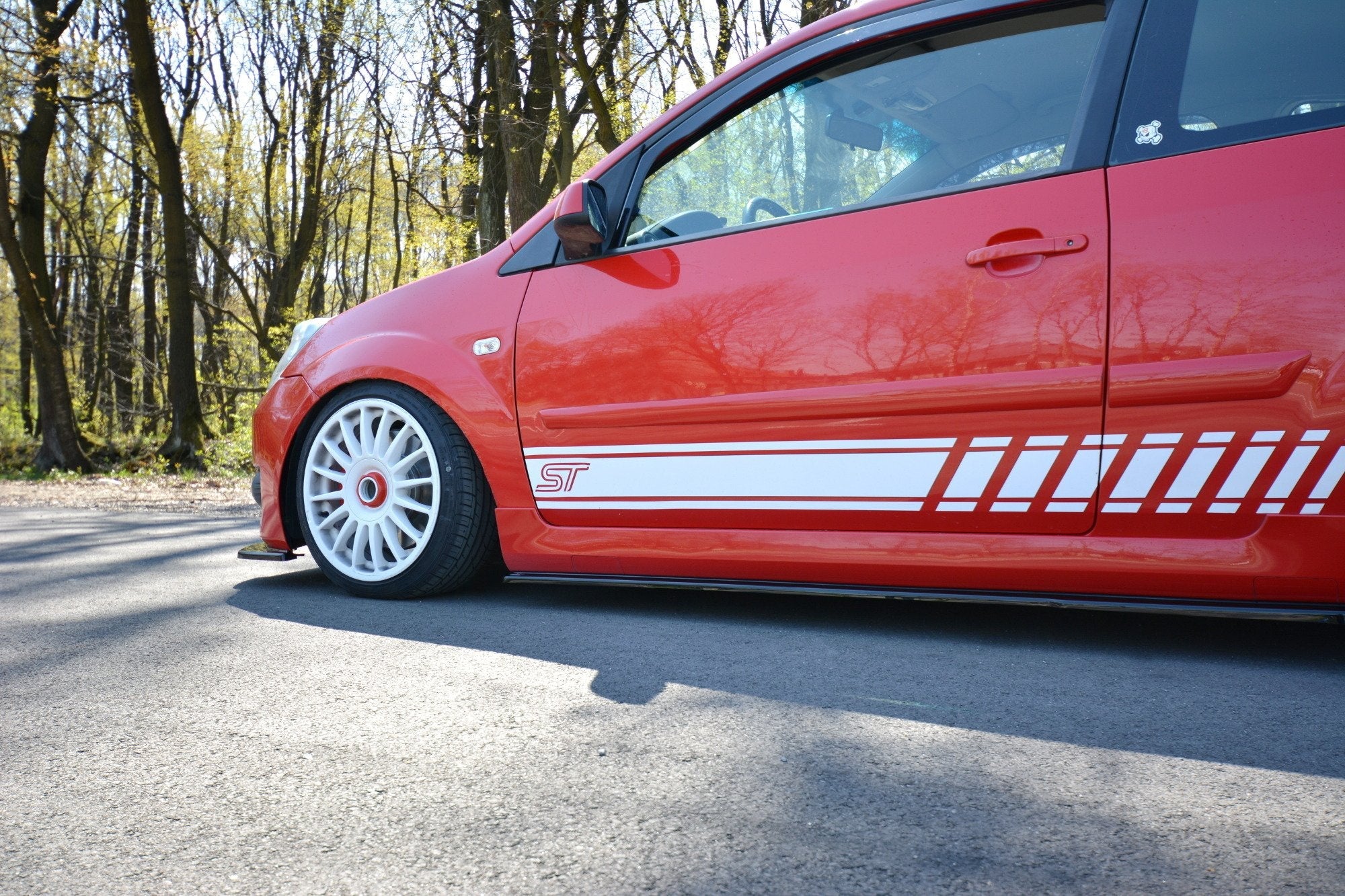 Maxton Design Difusores de taloneras laterales para Ford Fiesta ST Mk6 - imagen 3