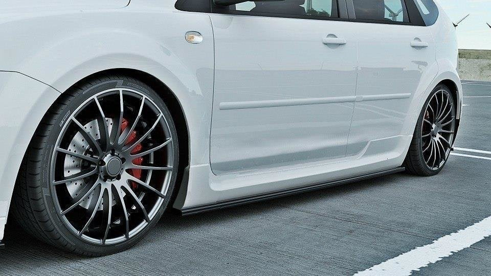 Maxton Design Difusores de taloneras laterales para Ford Focus ST Mk2 - imagen 6