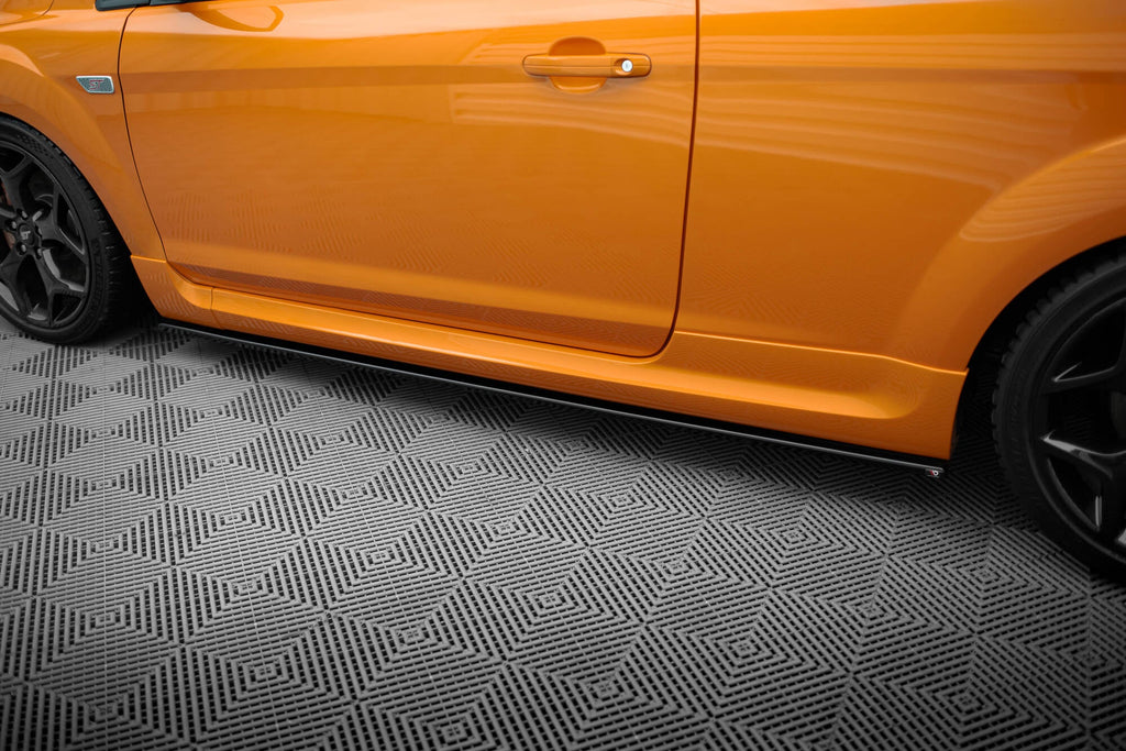 Maxton Design Difusores de taloneras laterales para Ford Focus ST Mk2 Facelift - imagen 3