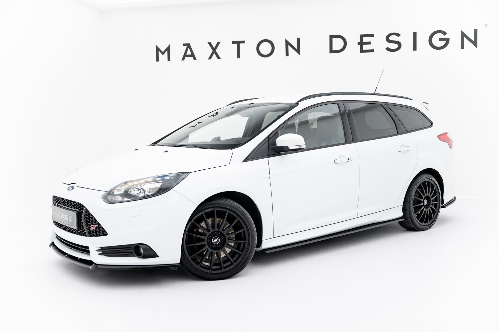 Maxton Design Difusores de taloneras laterales para Ford Focus ST / ST-Line Hatchback / Estate Mk3 / Mk3 Facelift - imagen 2
