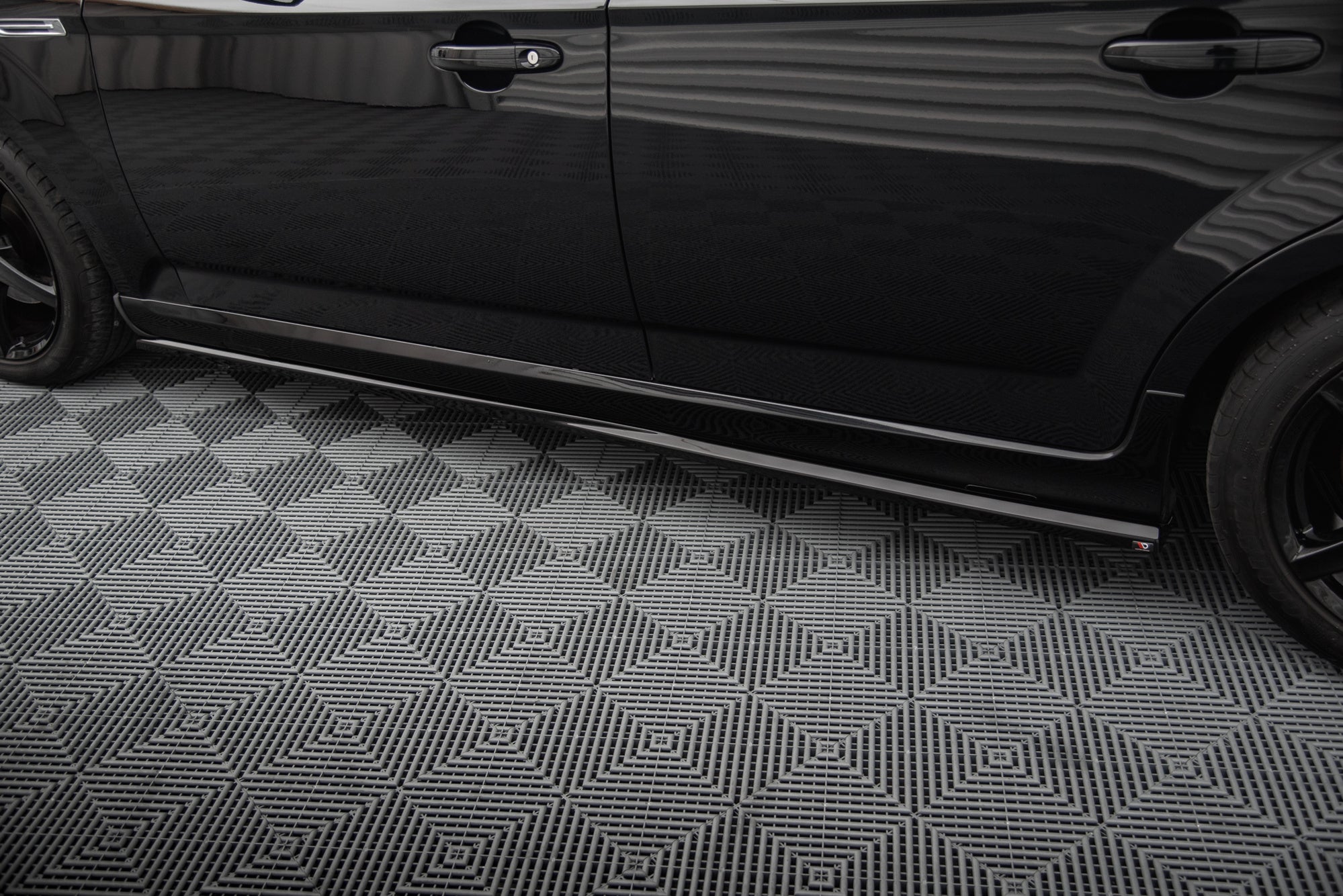 Maxton Design Difusores de taloneras laterales para Ford Mondeo ST-Line Sedan Mk4 Facelift - imagen 3