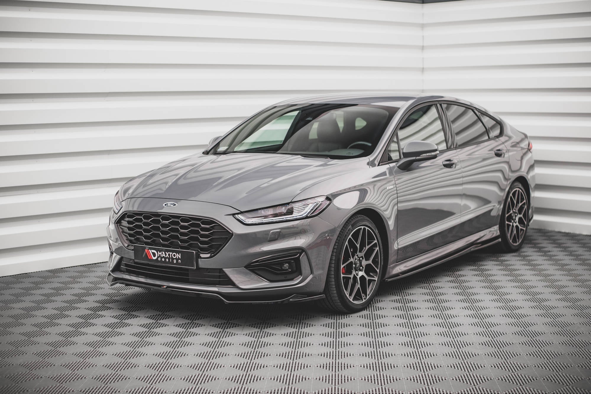 Maxton Design Difusores de taloneras laterales para Ford Mondeo ST-Line Mk5 Facelift - imagen 2