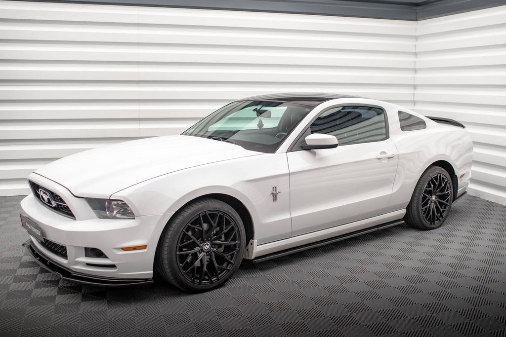 Maxton Design Difusores de taloneras laterales para Ford Mustang Mk5 Facelift - imagen 2