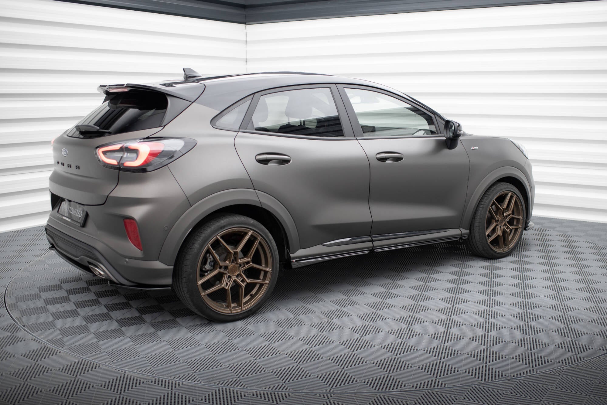 Maxton Design Difusores de taloneras laterales para Ford Puma ST / ST-Line / Standard Mk1 - imagen 4