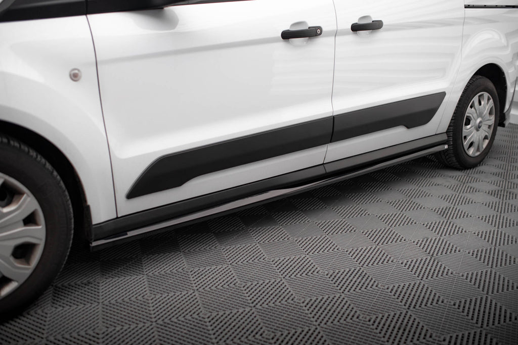 Maxton Design Difusores de taloneras laterales para Ford Transit Connect L2 Mk2 Facelift - imagen 1