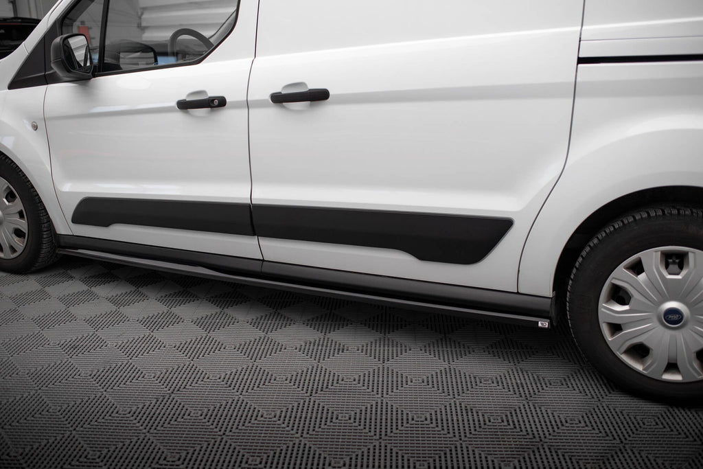 Maxton Design Difusores de taloneras laterales para Ford Transit Connect L2 Mk2 Facelift - imagen 3
