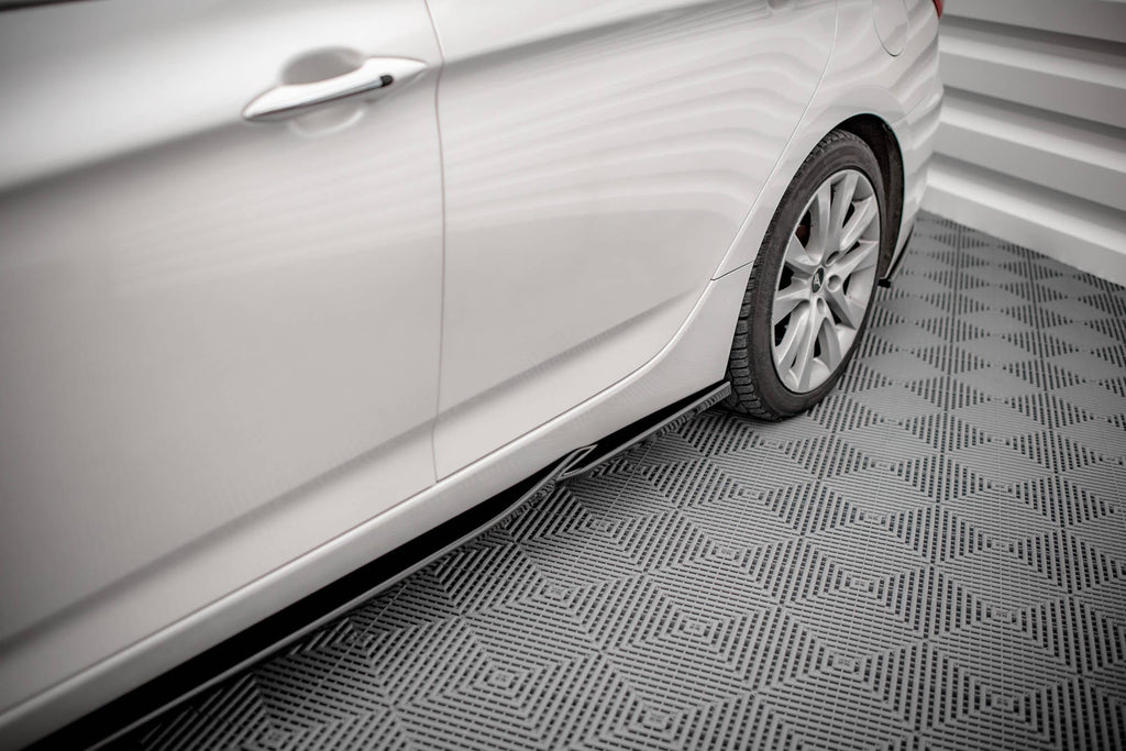Maxton Design Difusores de taloneras laterales para Hyundai I40 Mk1 - imagen 1