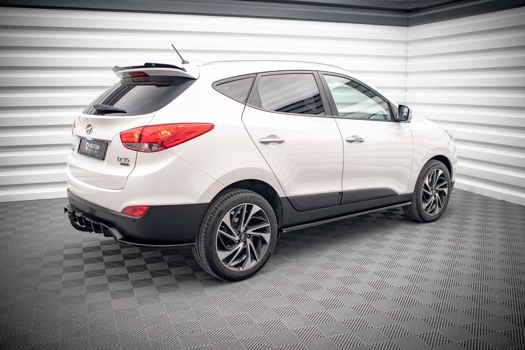 Maxton Design Difusores de taloneras laterales para Hyundai ix35 Mk1 - imagen 3