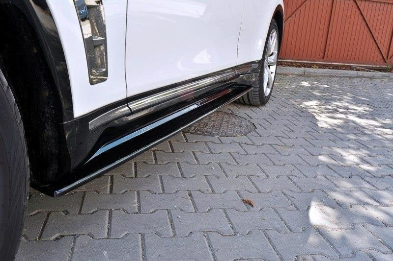 Maxton Design Difusores de taloneras laterales para Infiniti QX70 - imagen 1