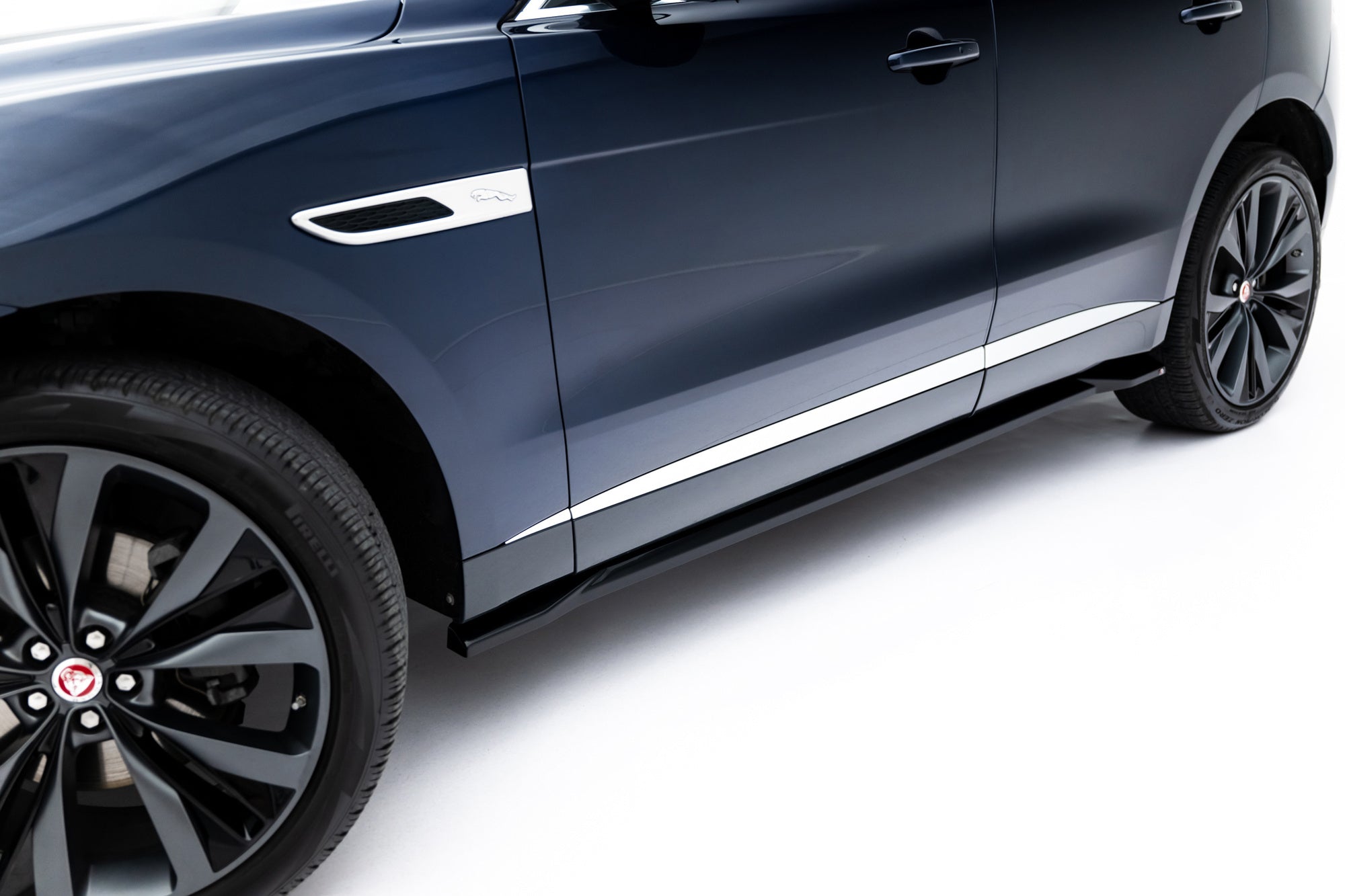 Maxton Design Difusores de taloneras laterales para Jaguar F-Pace R-Sport X761 Facelift - imagen 2