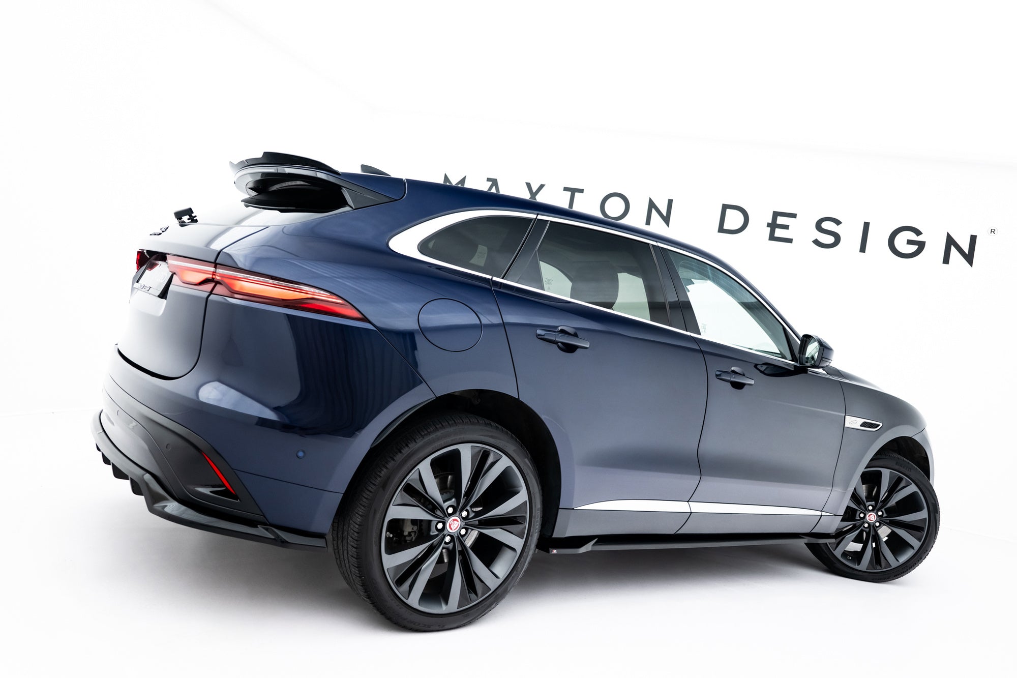 Maxton Design Difusores de taloneras laterales para Jaguar F-Pace R-Sport X761 Facelift - imagen 1