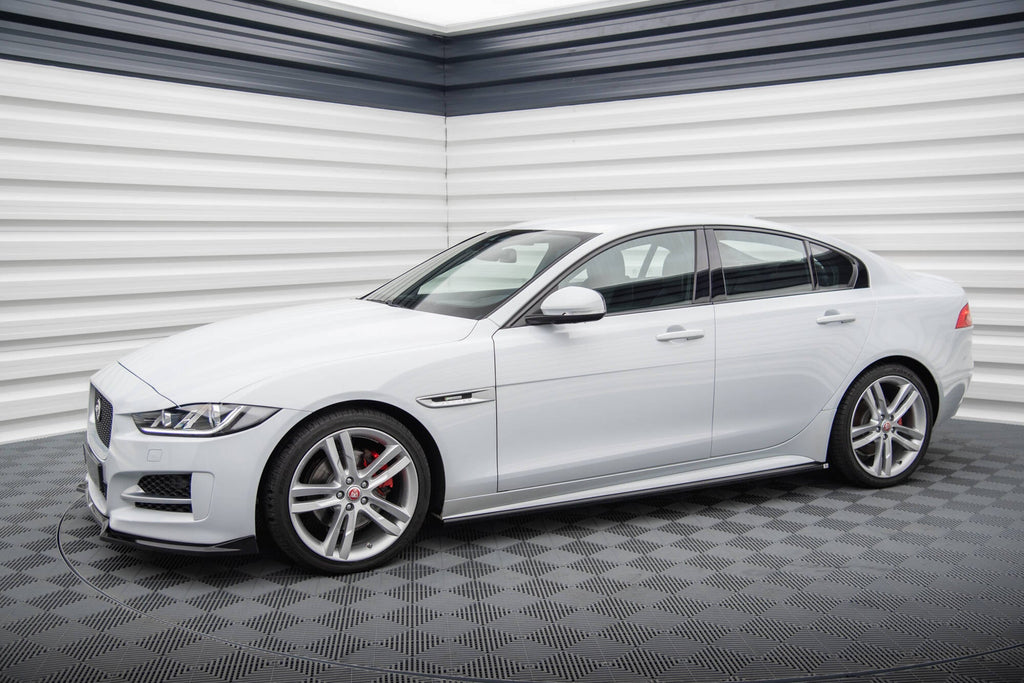 Maxton Design Difusores de taloneras laterales para Jaguar XE R-Sport X760 - imagen 2