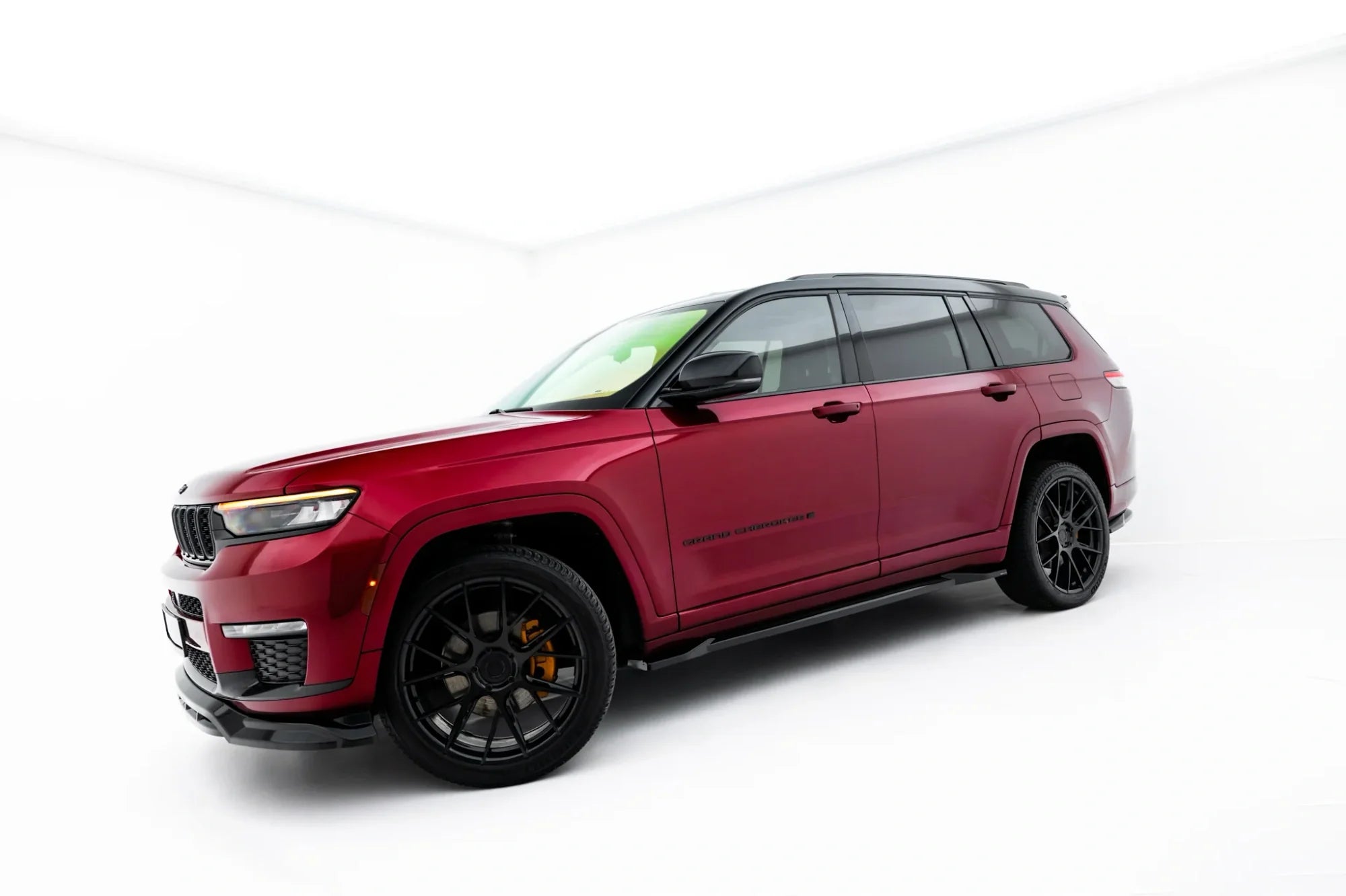 Maxton Design Difusores de taloneras laterales para Jeep Grand Cherokee L Mk5 - imagen 2