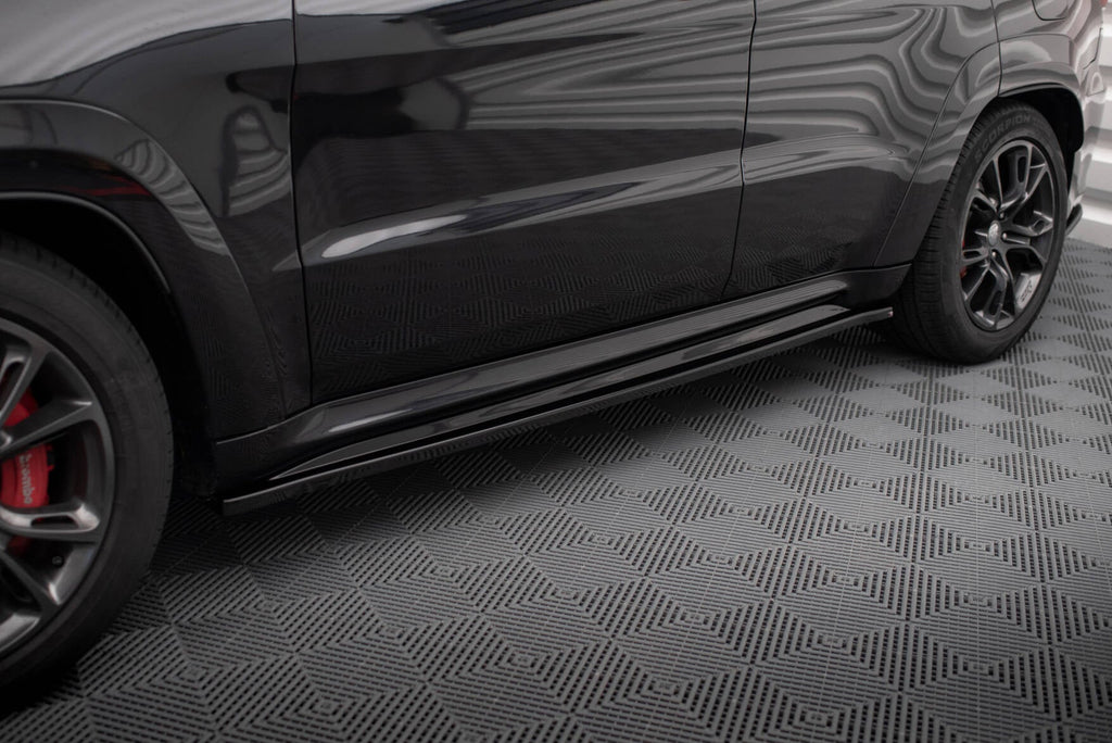 Maxton Design Difusores de taloneras laterales para Jeep Grand Cherokee SRT WK2 Facelift - imagen 1