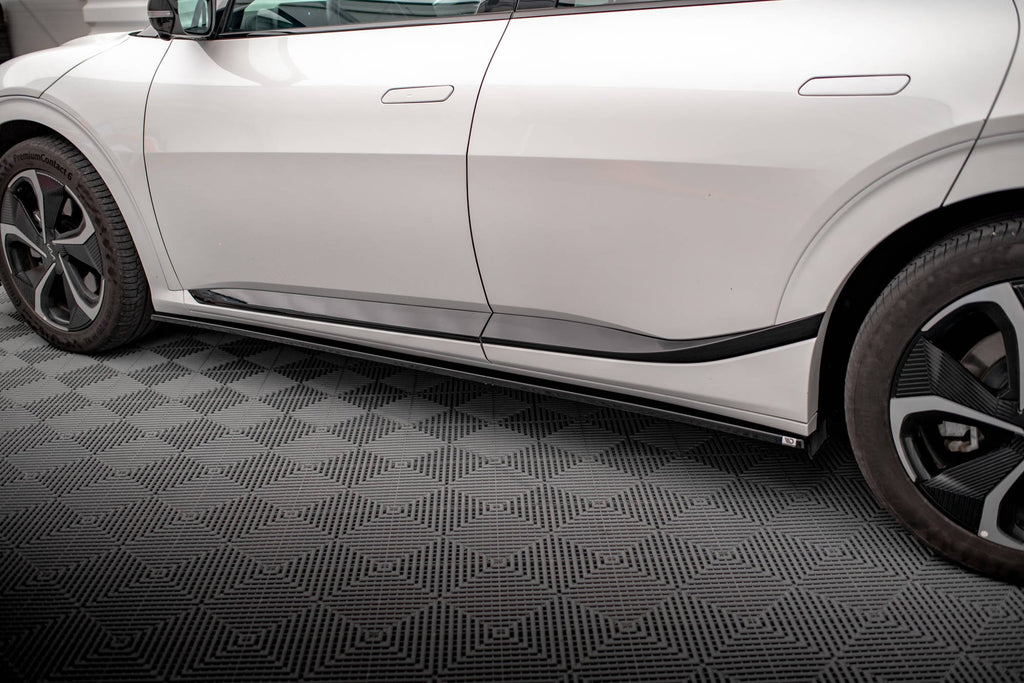 Maxton Design Difusores de taloneras laterales para Kia EV6 GT-Line Mk1 - imagen 3