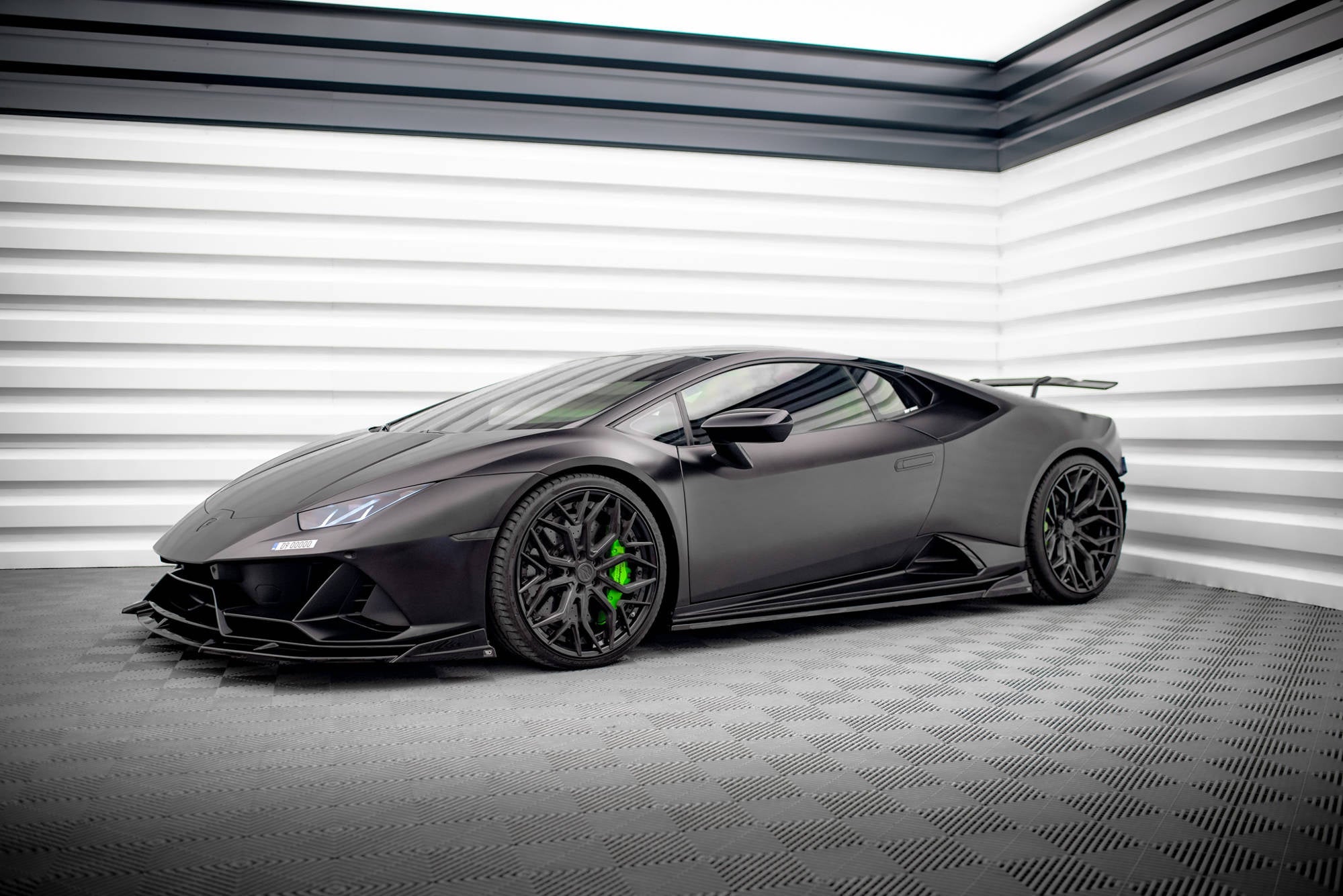 Maxton Design Difusores de taloneras laterales para Lamborghini Huracan EVO - imagen 6