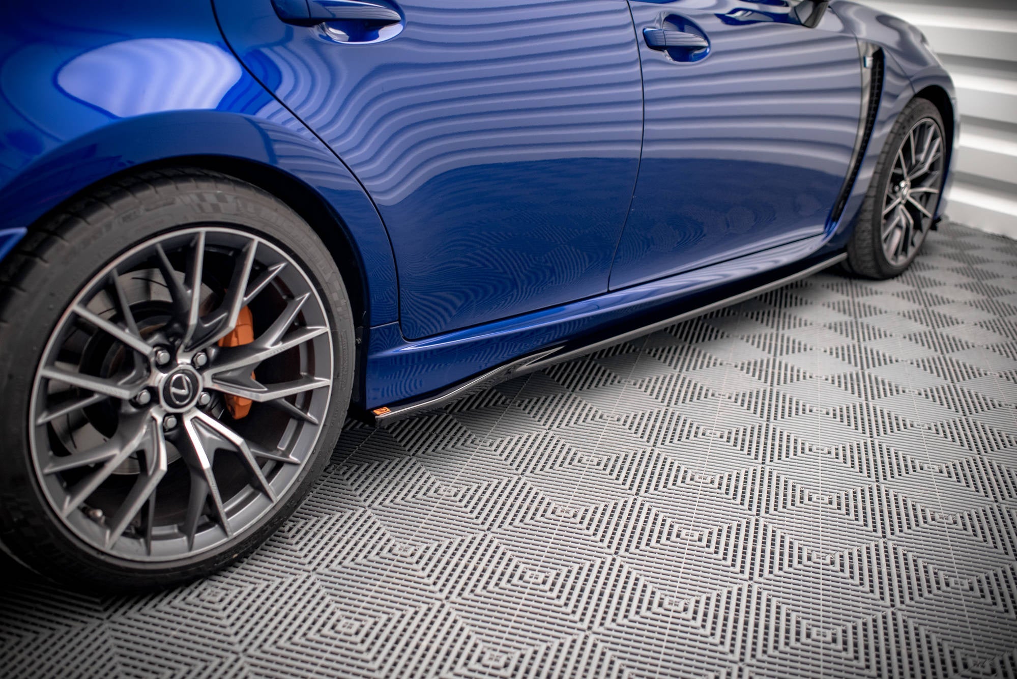 Maxton Design Difusores de taloneras laterales para Lexus GS F Mk4 Facelift - imagen 3