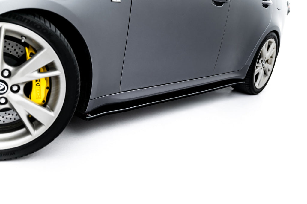 Maxton Design Difusores de taloneras laterales para Lexus IS F-Sport Mk2 (XE20) Facelift - imagen 1