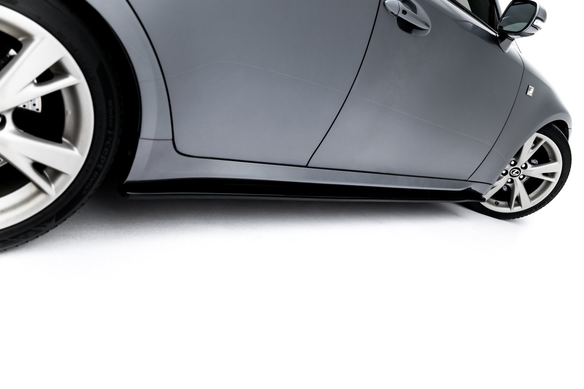 Maxton Design Difusores de taloneras laterales para Lexus IS F-Sport Mk2 (XE20) Facelift - imagen 3