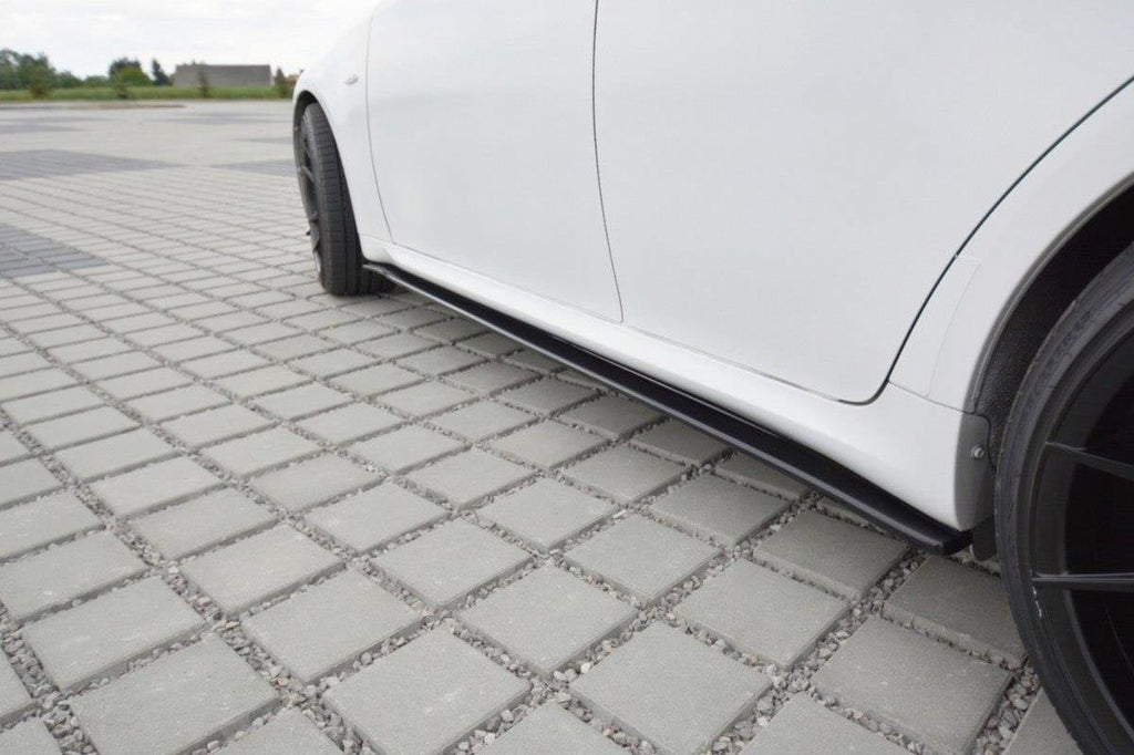 Maxton Design Difusores de taloneras laterales para Lexus IS Mk2 - imagen 3