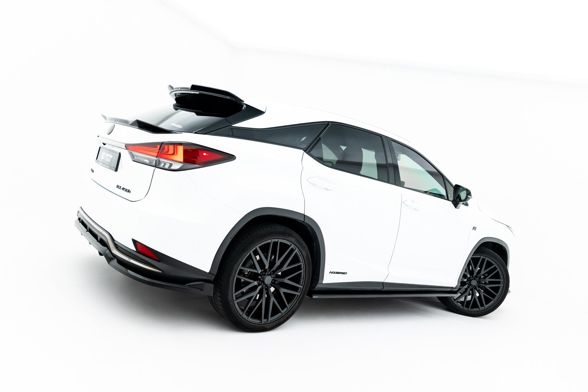 Maxton Design Difusores de taloneras laterales para Lexus RX F-Sport Mk4 Facelift (version without OEM step rails) - imagen 1