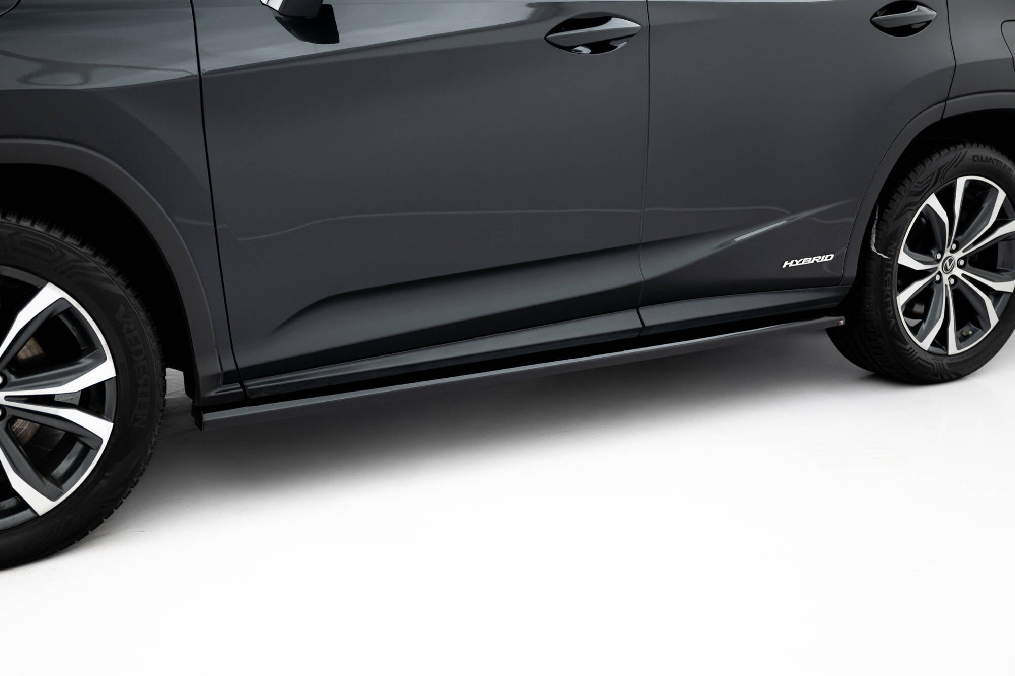 Maxton Design Difusores de taloneras laterales para Lexus RX Mk4 Facelift (version without OEM step rails) - imagen 1