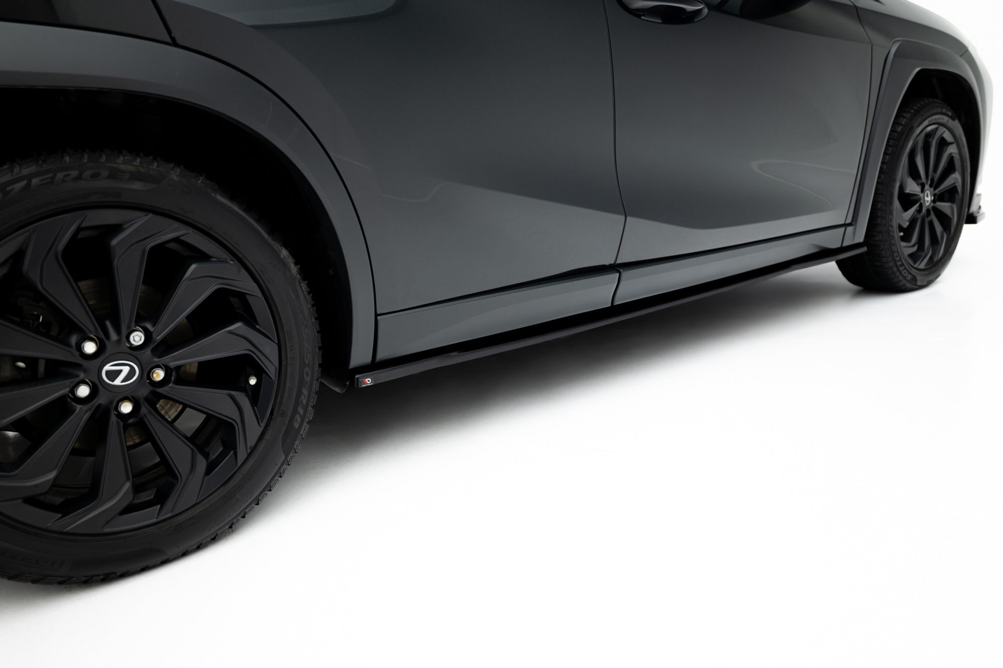 Maxton Design Difusores de taloneras laterales para Lexus UX F-Sport Mk1 - imagen 2