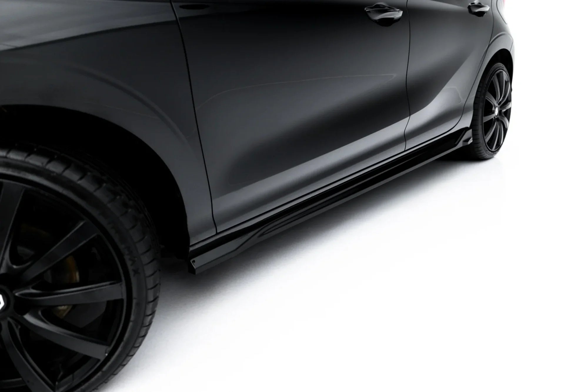 Maxton Design Difusores de taloneras laterales para MG 3 Mk1 - imagen 4