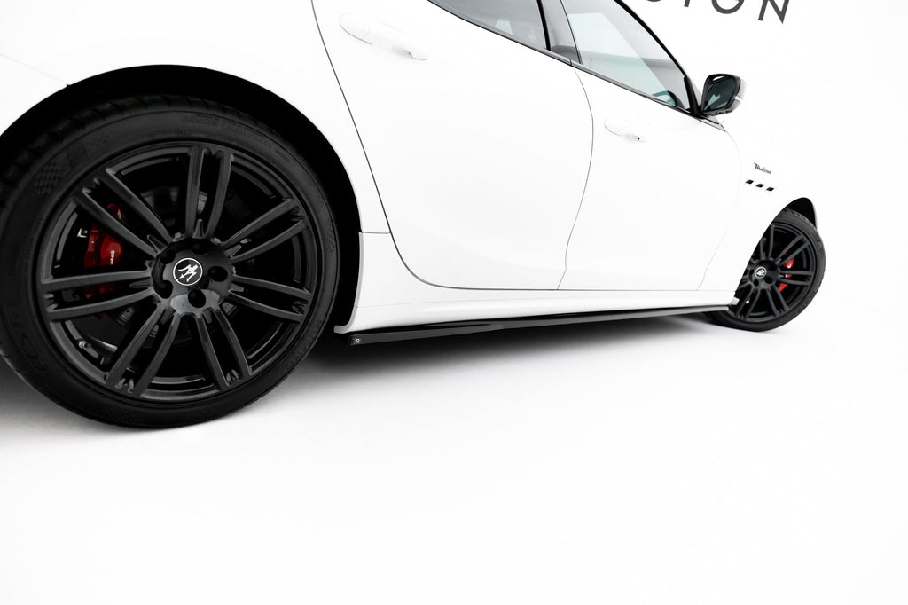 Maxton Design Difusores de taloneras laterales para Maserati Ghibli Modena Mk3 Facelift - imagen 4
