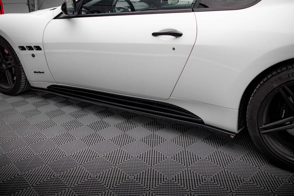 Maxton Design Difusores de taloneras laterales para Maserati Granturismo S Mk1 - imagen 2