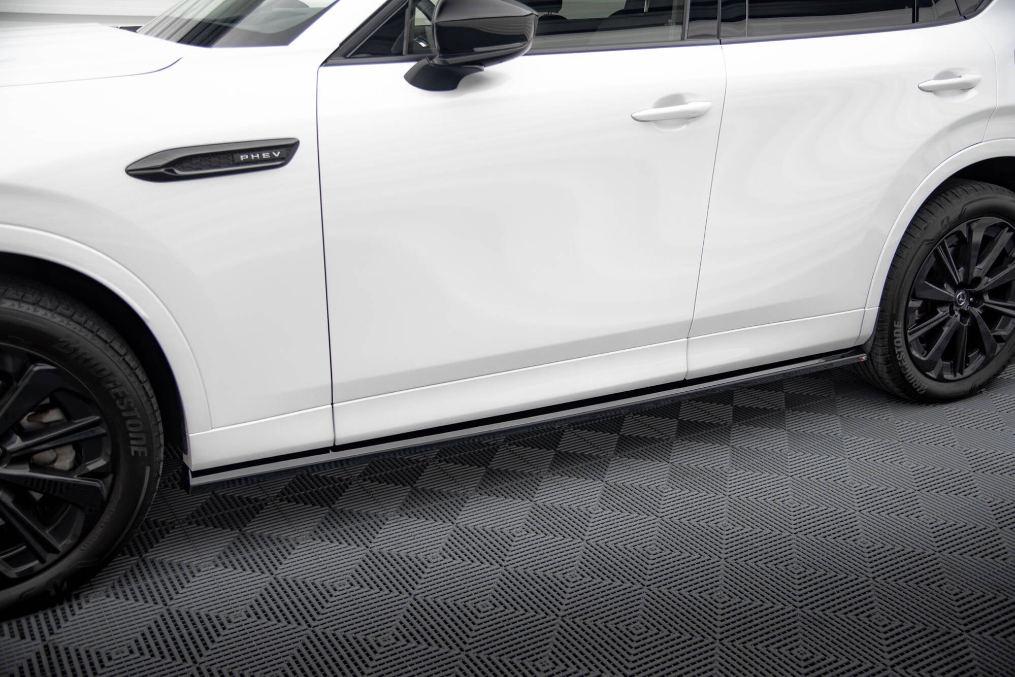 Maxton Design Difusores de taloneras laterales para Mazda CX-60 Mk1 - imagen 1