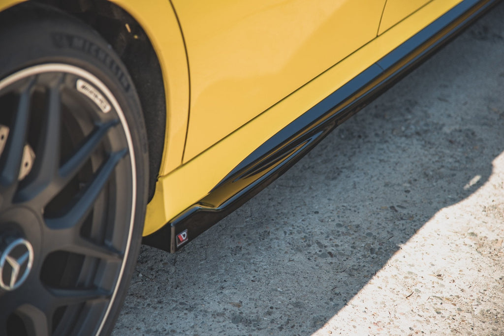 Maxton Design Difusores de taloneras laterales para Mercedes-AMG A 45 S W177 - imagen 3