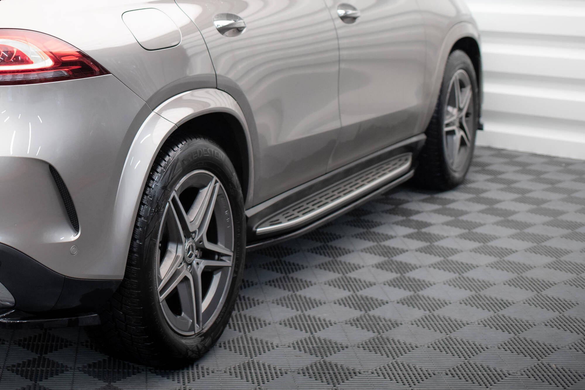 Maxton Design Difusores de taloneras laterales para Mercedes-AMG / AMG-Line GLE SUV W167 / W167 Facelift - imagen 2