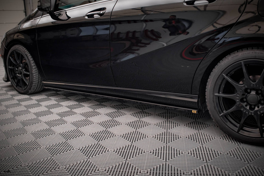 Maxton Design Difusores de taloneras laterales para Mercedes-Benz B W246 Facelift - imagen 3