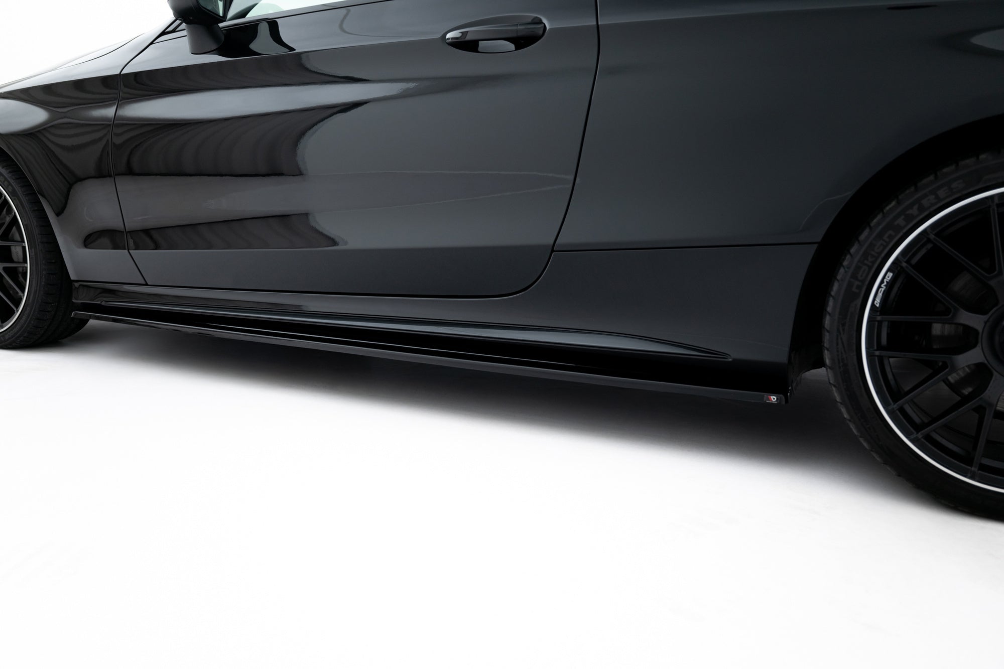 Maxton Design Difusores de taloneras laterales para Mercedes-Benz C Coupe AMG-Line C205 - imagen 3