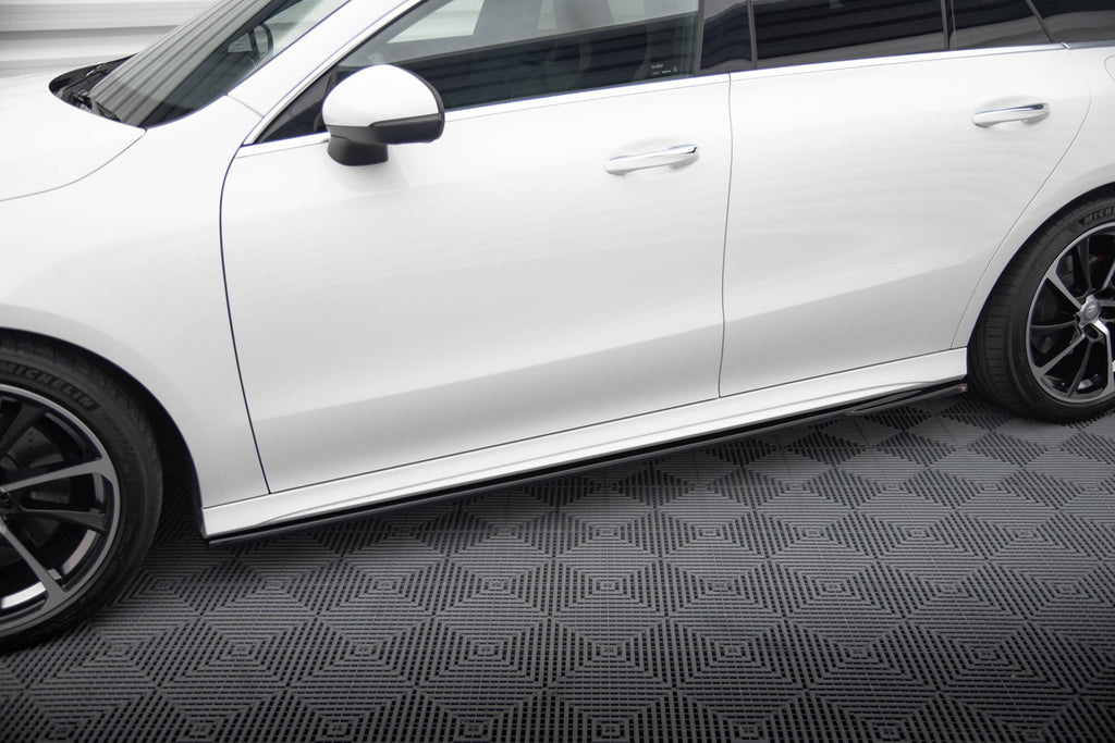 Maxton Design Difusores de taloneras laterales para Mercedes-Benz CLA AMG-Line C118 - imagen 1