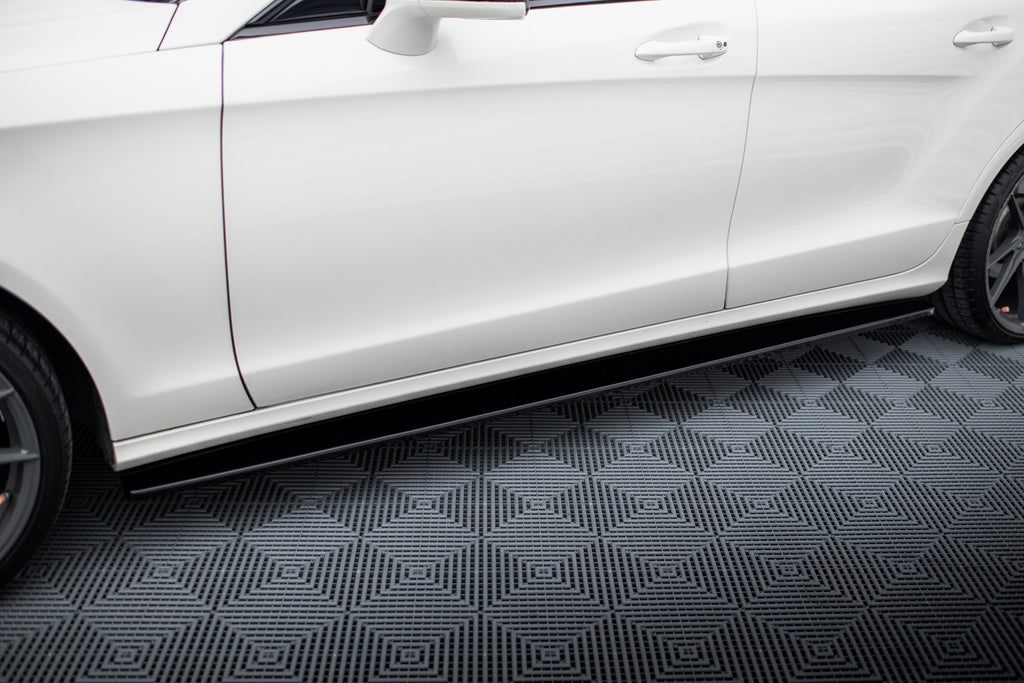 Maxton Design Difusores de taloneras laterales para Mercedes-Benz CLS AMG-Line C218 - imagen 1