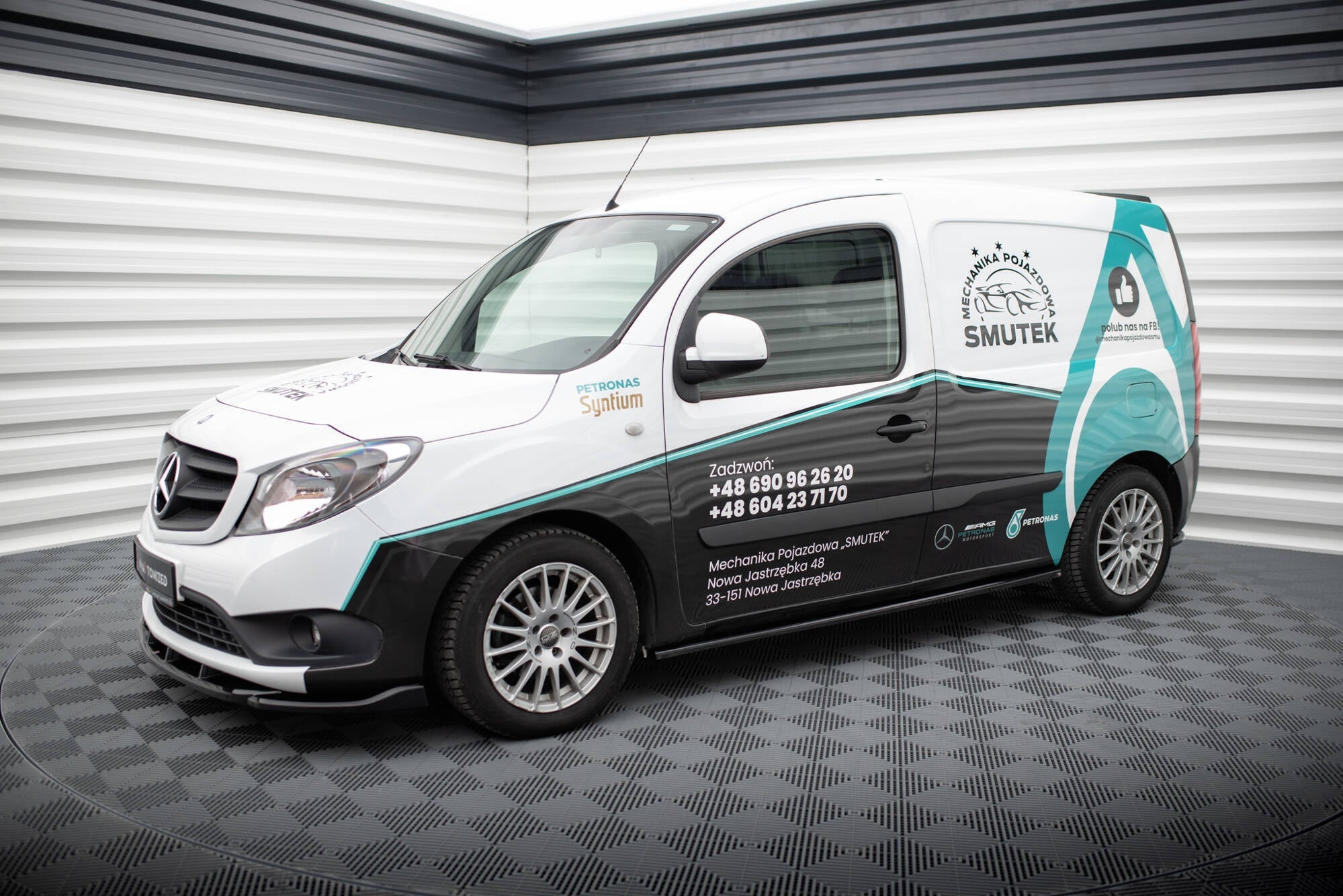 Maxton Design Difusores de taloneras laterales para Mercedes-Benz Citan W415 - imagen 1